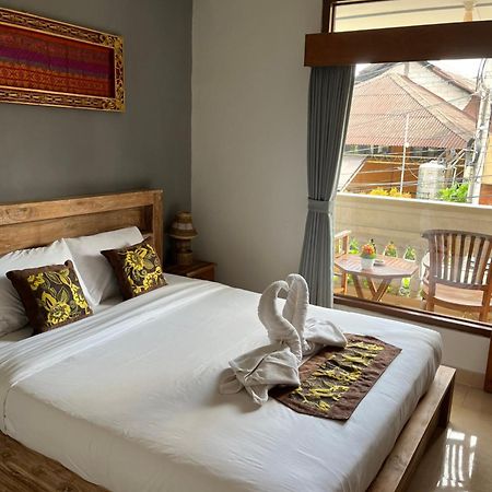 Yastra Yana Homestay Ubud Exterior foto